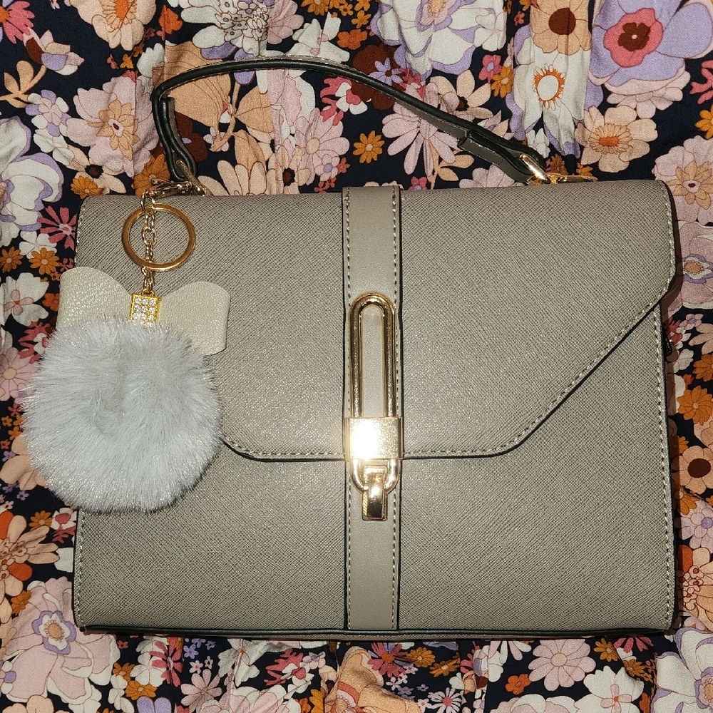 Gray and Gold Shoulder Bag with Sleek Design